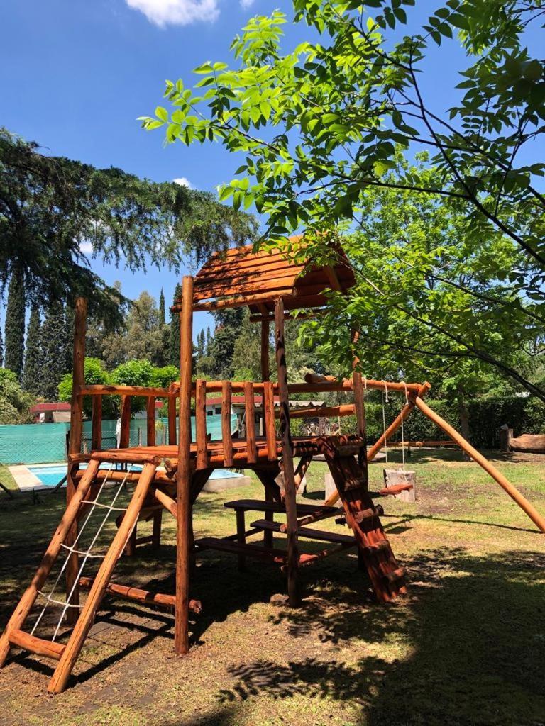 Ezeiza Quinta Cedro Azul 10 Min Del Aeropuerto Villa Exteriör bild